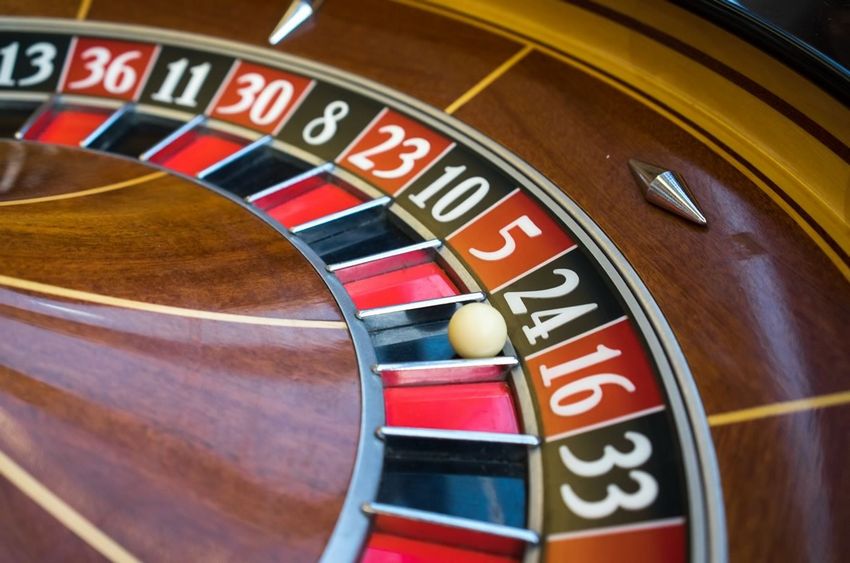 Optimiser le jeu mobile pour économiser la batterie : les meilleures pratiques des casinos en ligne