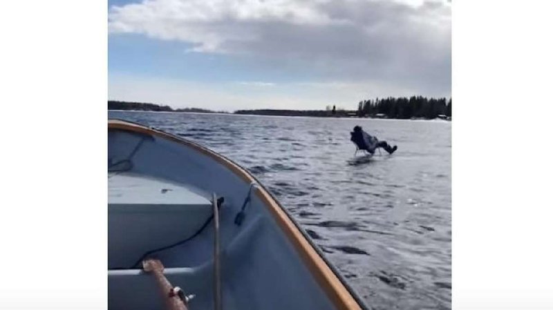 Image: Get Ready for a Day of Ice Fishing in the UK's Chilly Lakes